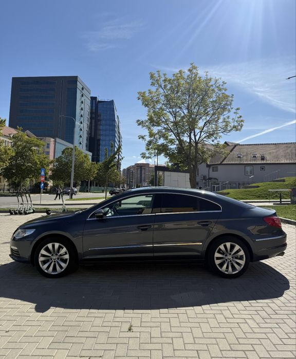 Volkswagen Passat CC avariat