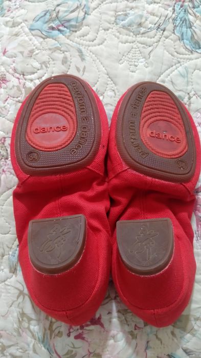 Продам балетки для хореографии