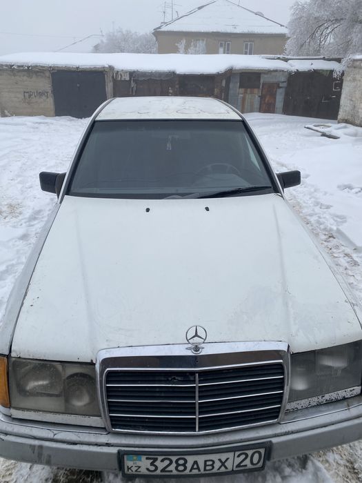 Мерседес 124 м103 3.0