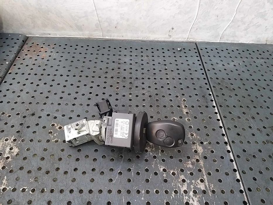 Contact auto cu cheie renault modus 216738847b 8200214173c