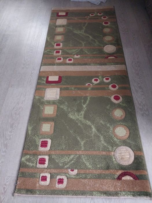 Продам ковровую дорожку