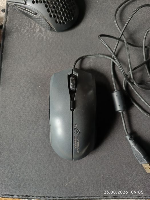 Игровая проводная мышь ASUS ROG Strix Evolve