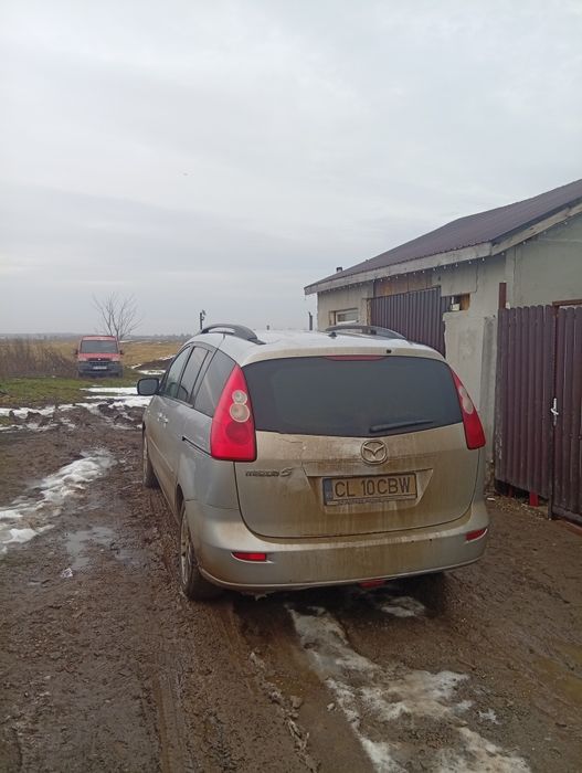 Vând Mazda 5   an 2008