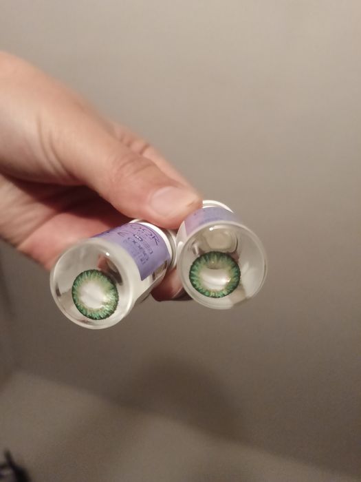 Продам линзы для глаз