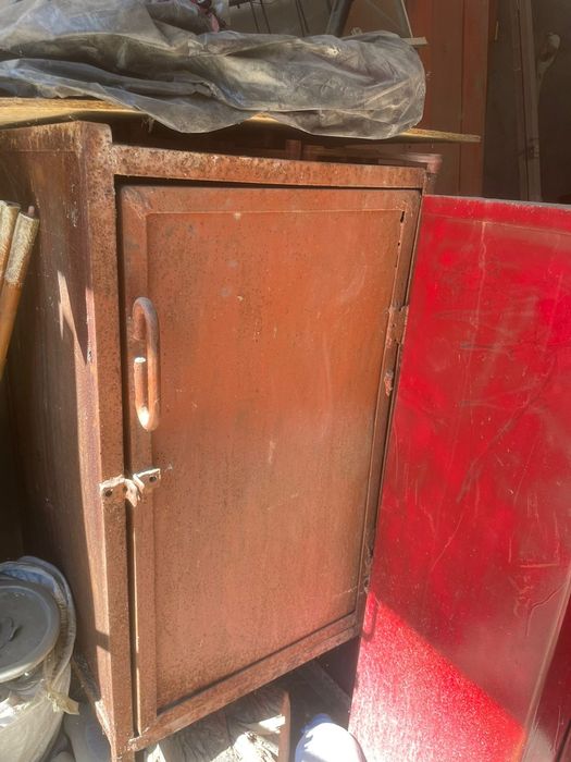 Железные сейфы 50000т