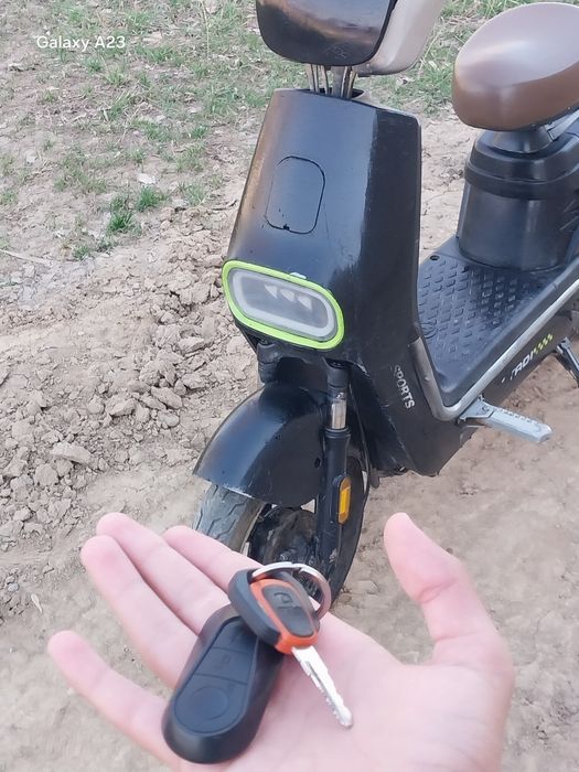 Скутер сатам Tank Tadi R5