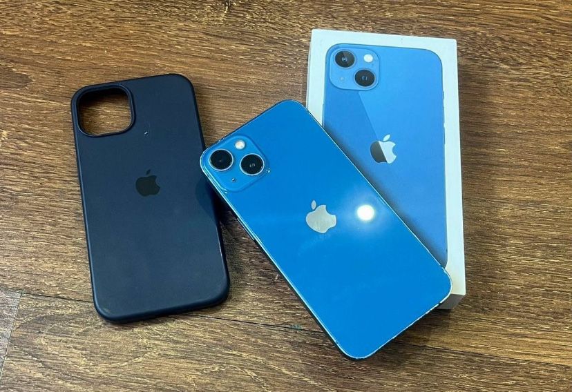 iPhone 13 128Gb с гарантией