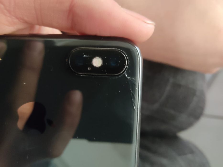 iPhone X 64GB срочно