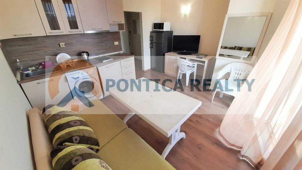 Продава се Двустаен апартамент в к.к. Слънчев бряг - 65 кв.м за 1024 €/кв.м - Снимка #4