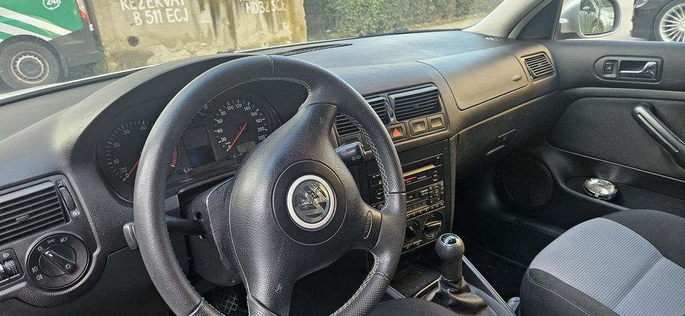 VOLKSWAGEN Golf 2004 — imagine 2