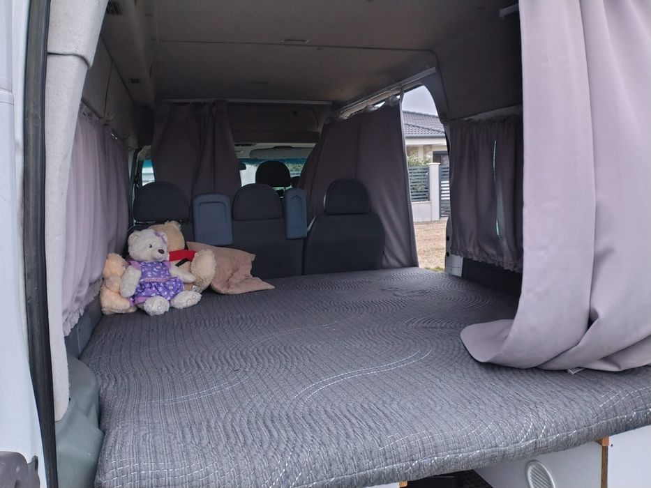 Vând Ford Transit 8+1
