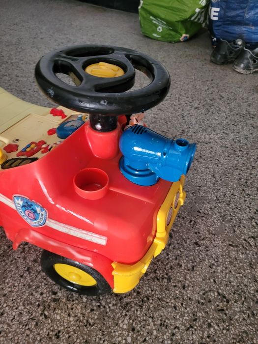 Кола за бутане с крачета