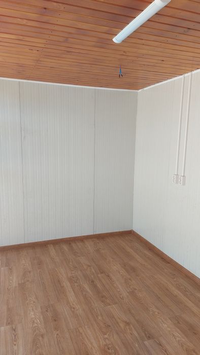 Vand container tip vitrina