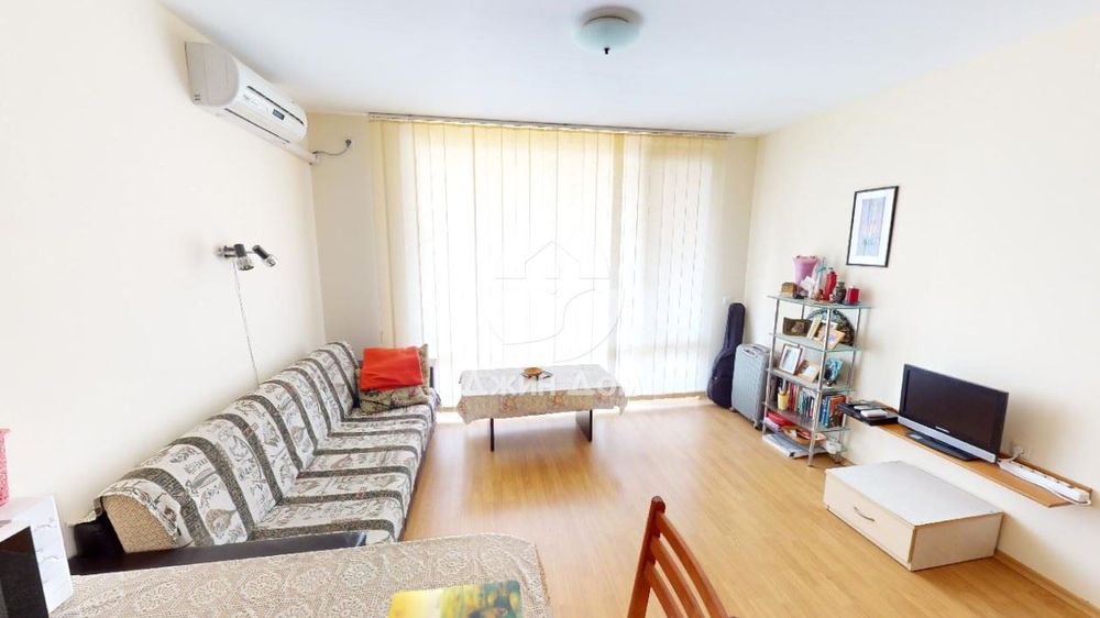 Продава се Двустаен апартамент в Свети Влас - 68 кв.м за 1015 €/кв.м - Снимка #2