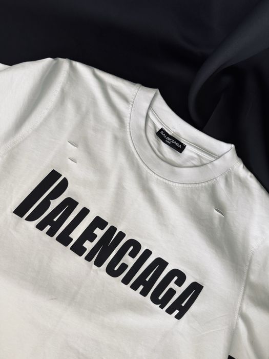 Tricou Balenciaga