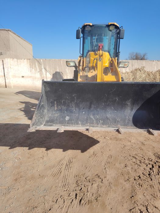 Экскаватор погрузчик