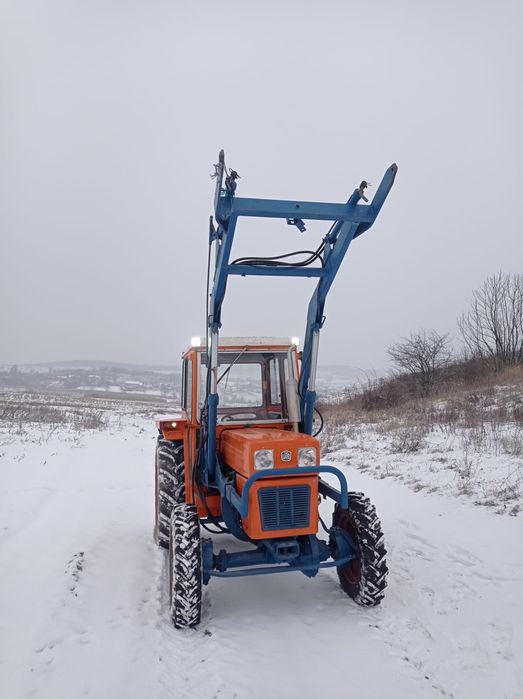 Tractor UTB 640 4x4