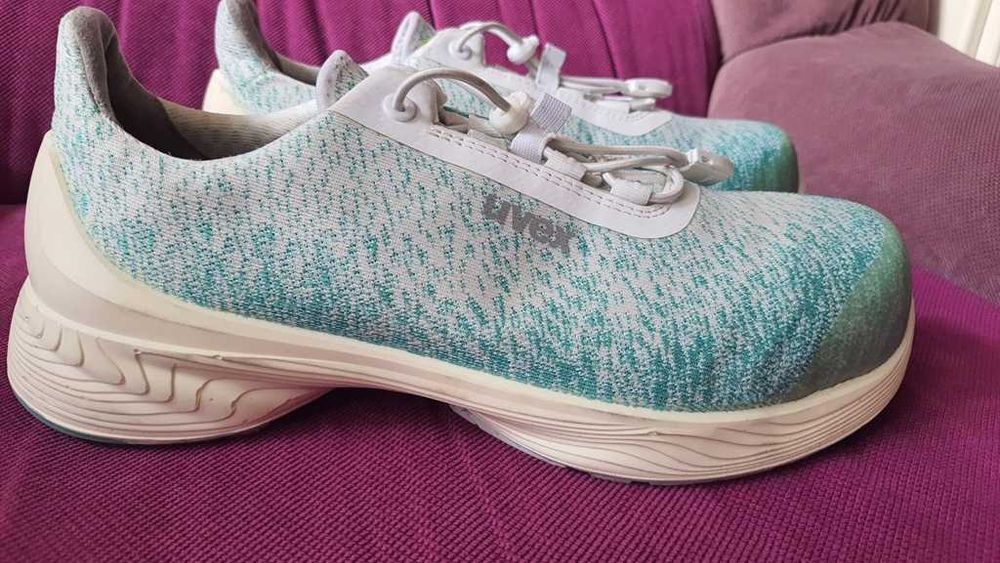 Pantofi UVEX 1 G2 PLANET 6823 S1P SRC ESD marimea 42