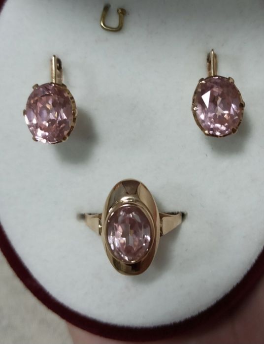 Золотой набор 583 пробы с гранатитом