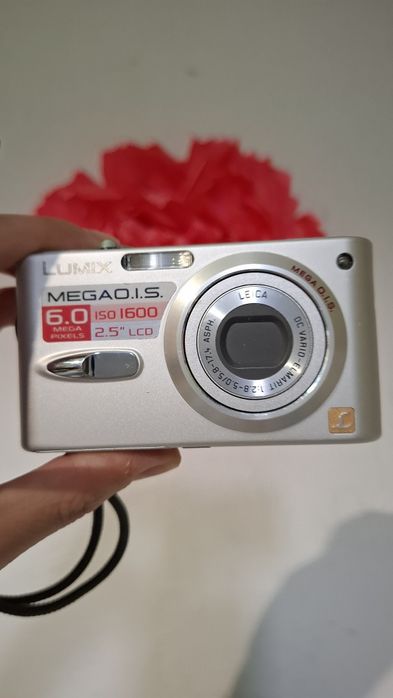 Дигитален фотоапарат PANASONIC LUMIX FZ5