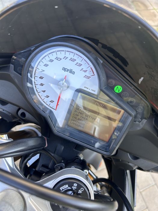 Aprilia Tuono V4 RR APRC 2016