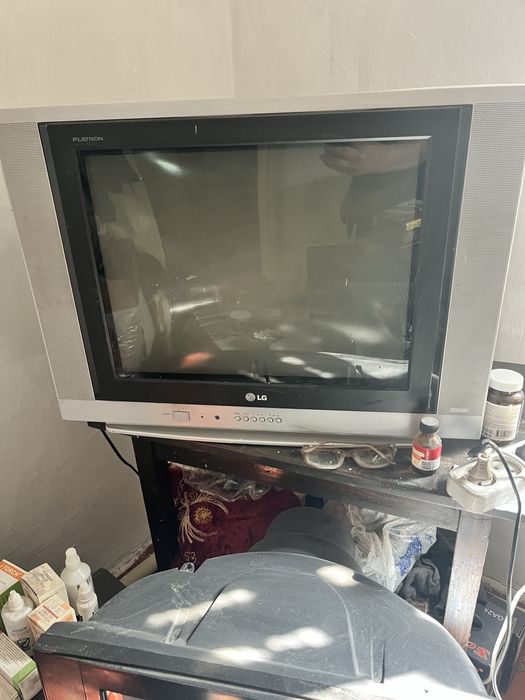 Продаються телевизоры