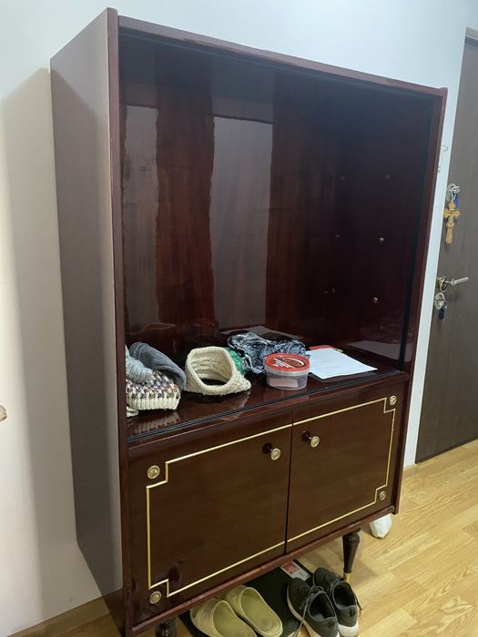 servanta/vitrina living+ inca un corp