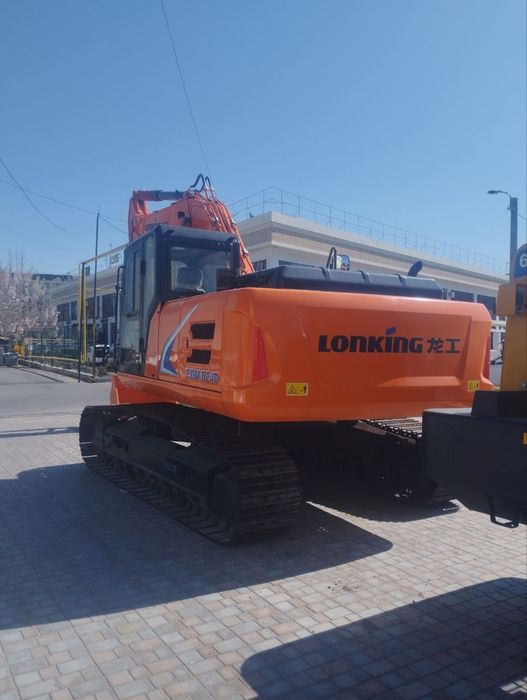 Lonking CDM 6240