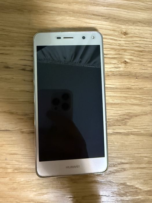 Смартфон Huawei