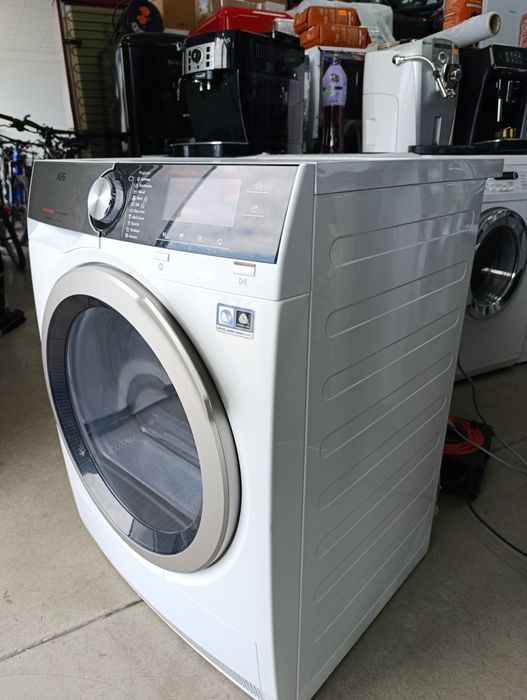 Сушилня с Термопомпа AEG 8000 8кг А+++