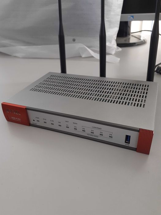 Vand router wireless Firewall ZYXEL USG ATP100W