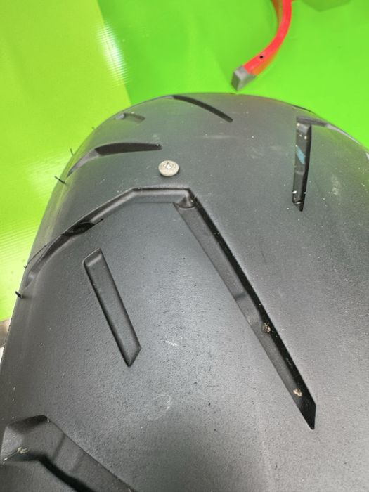 200 55 16 Anvelopa Moto 2022 Bridgestone Exedra G852 cauciuc C2294