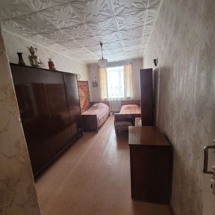 3 комнатная - 8 школа