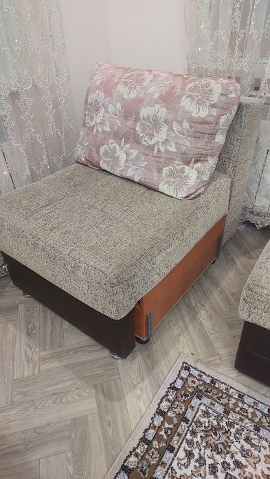 Продам мягкий уголок
