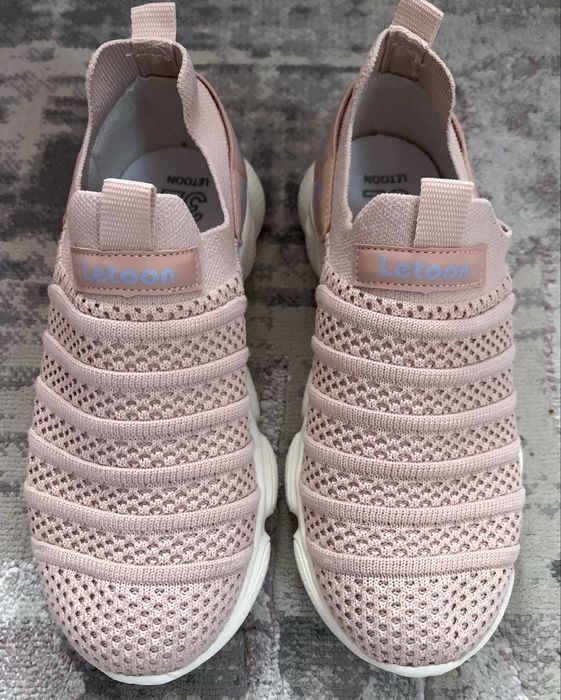 Lot 2 Slip on 32, int 20,5