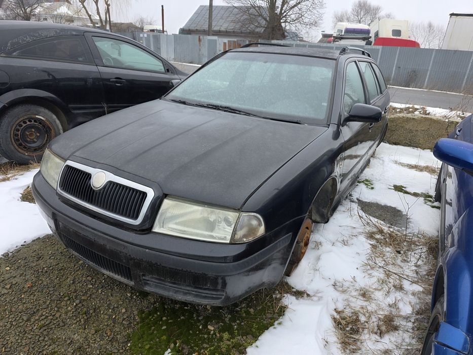 Bara Fata Skoda Octavia 1
