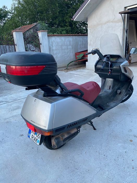 Scuter Honda CN250 Spazio