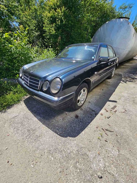 Мерцедес на части W 210