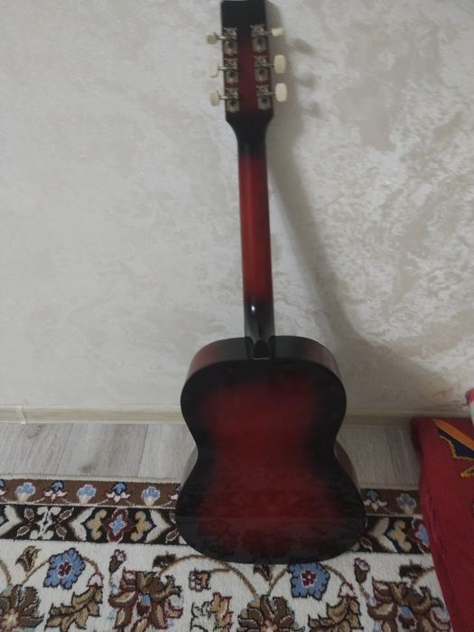 Продам хороший гитара
