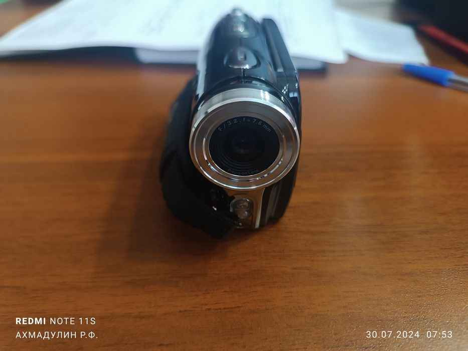 Продам видеокамеру Сони