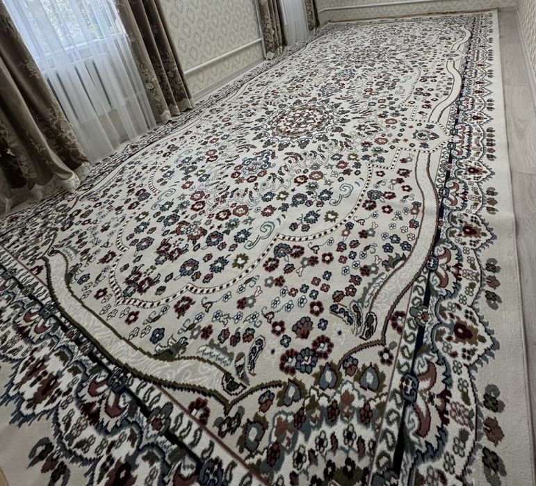 Ковер 3,5*7 в хорошем состоянии