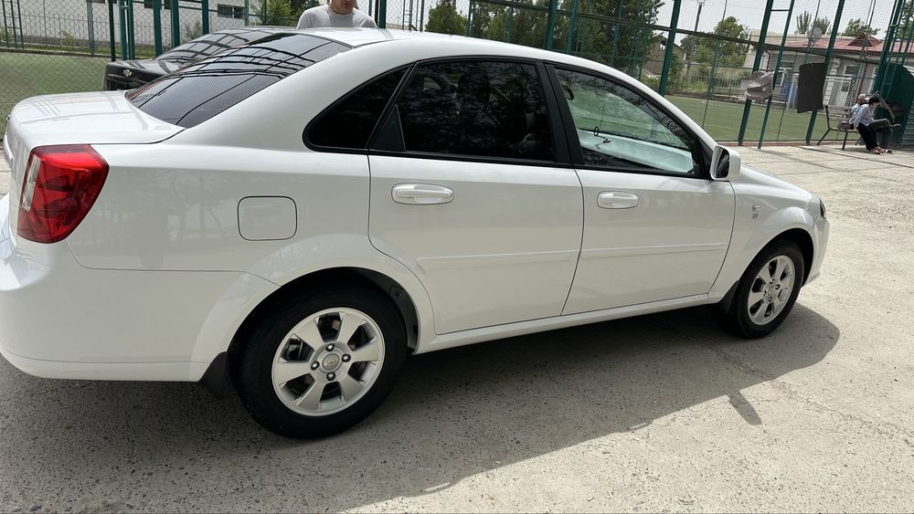 Jentra oq luk abz xamasi bor kraska toza 100ф тоза +4та балон avdyoses