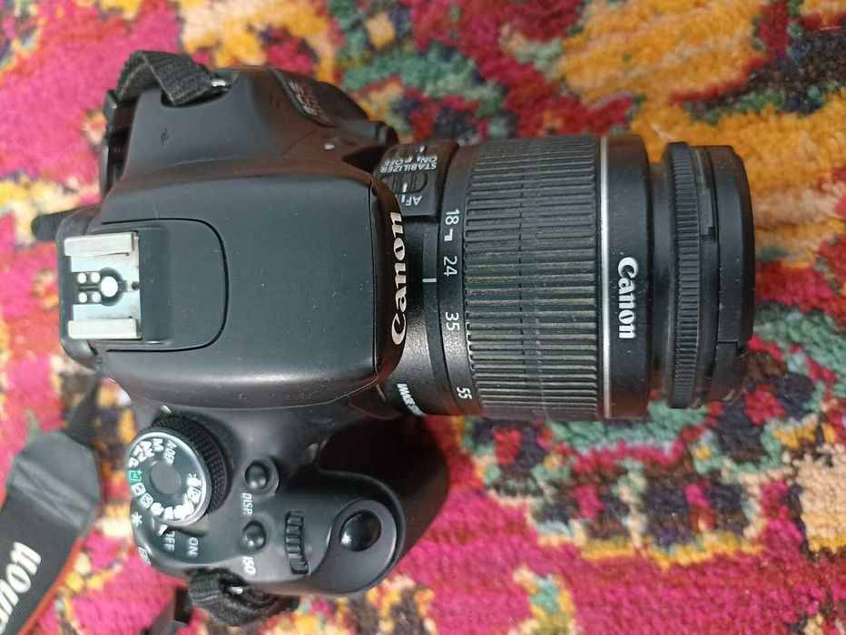 Canon 600D фотоаппарат