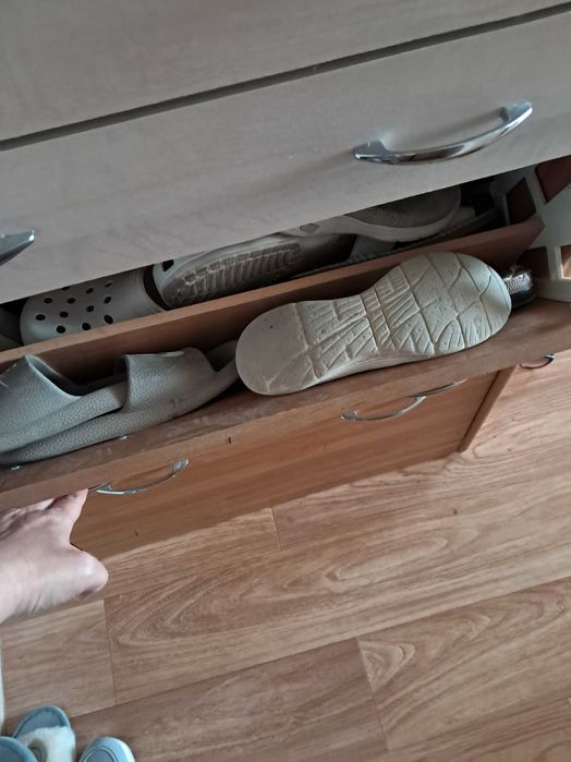 Комод-обувница для вещей и обуви