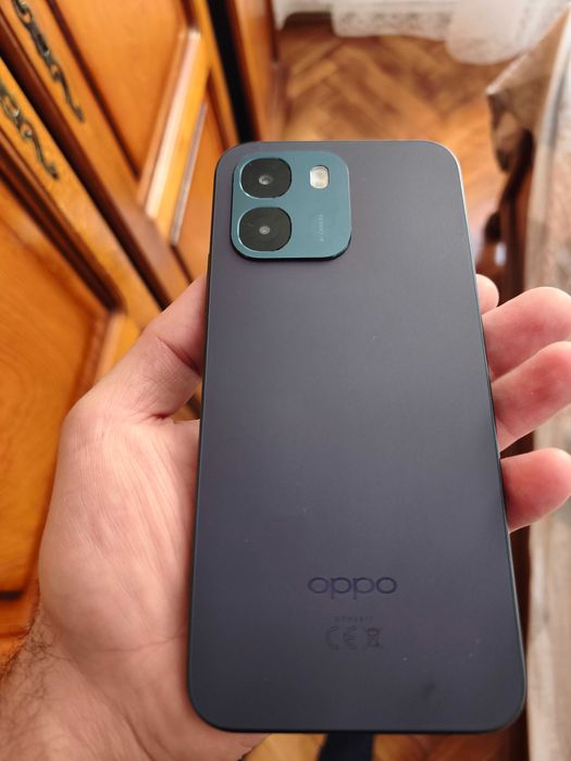 Telefon Oppo A6 aproape nou