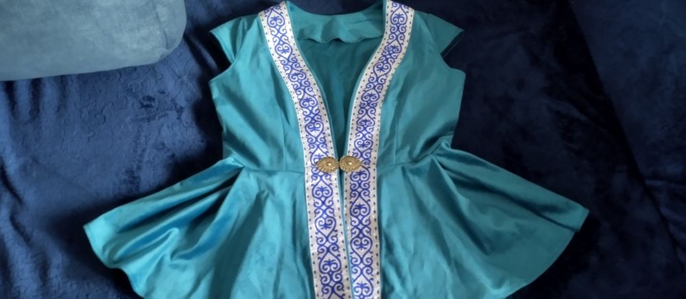 Одежда для девочек