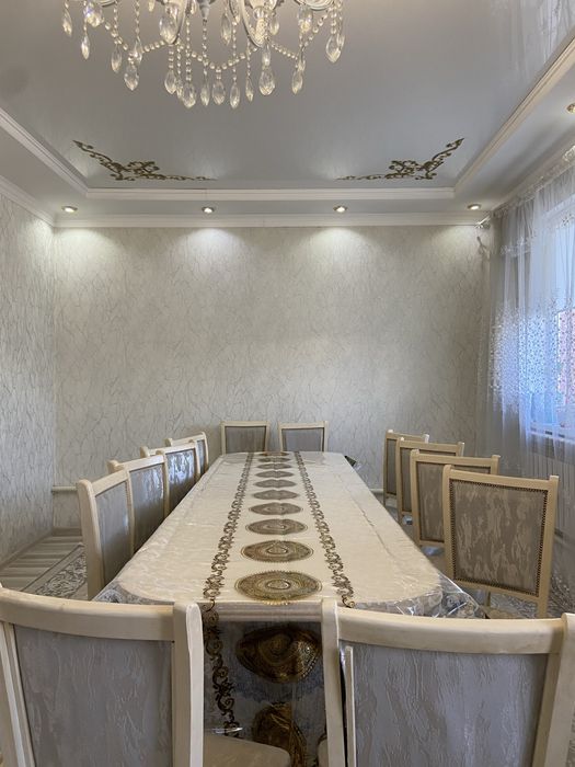 Мебель для гостинной Стол со стульями