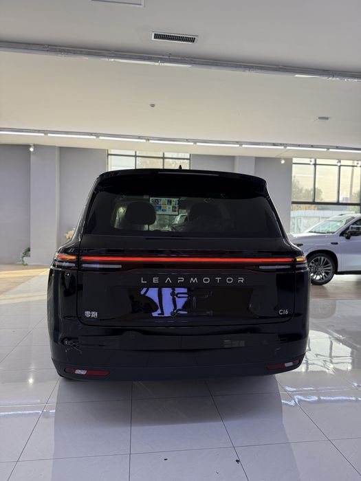 LEAPMOTOR C16 Elektr Restyling