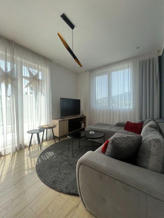 Дава се под наем Двустаен апартамент в София, Кръстова вада - 72 кв.м за 796.62 € - Снимка #1