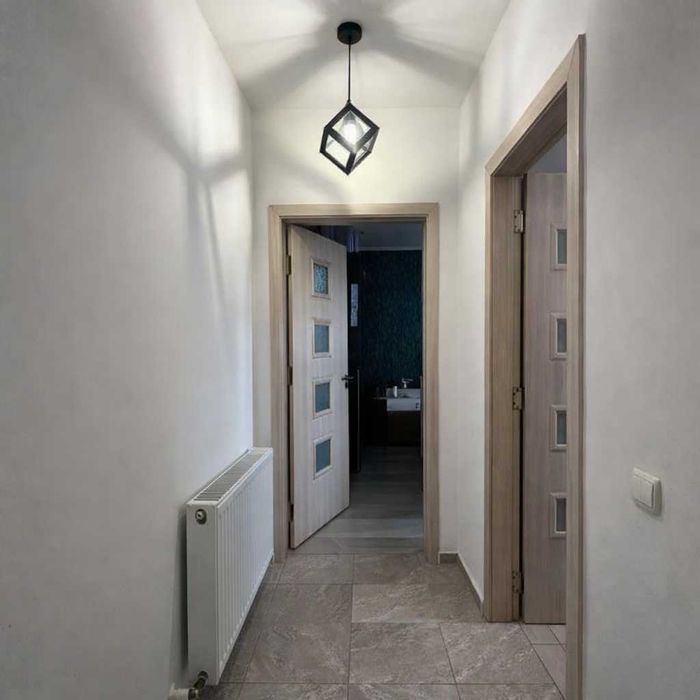 Vanzare apartament 3 camere